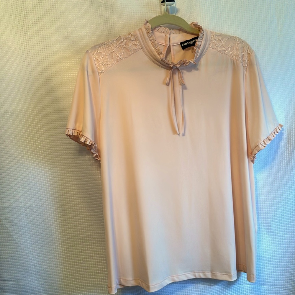 Lovely Karl Lagerfeld pale pink blouse size XL. Great detailing.